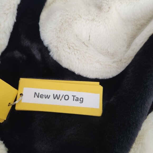 Nike Essentials Women's XL Big Swoosh Faux Fur Logo Full Zip Jacket - Picture 14 of 16